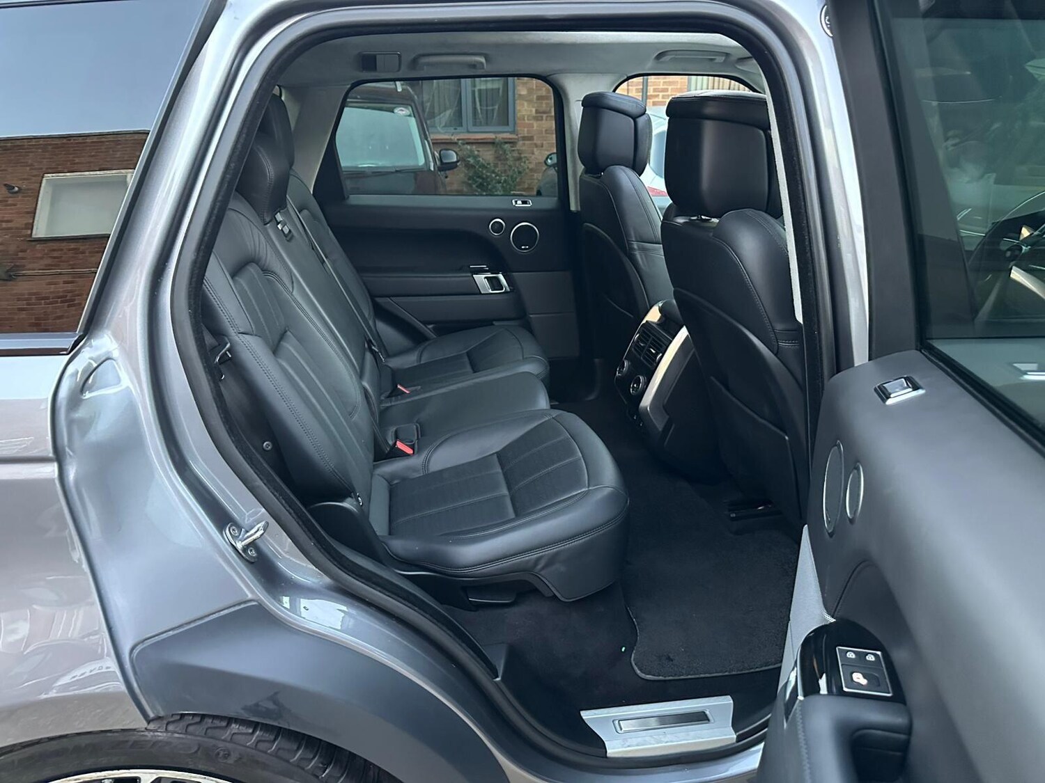 Used Land Rover Range Rover Sport for sale - 78057598: Photo 16