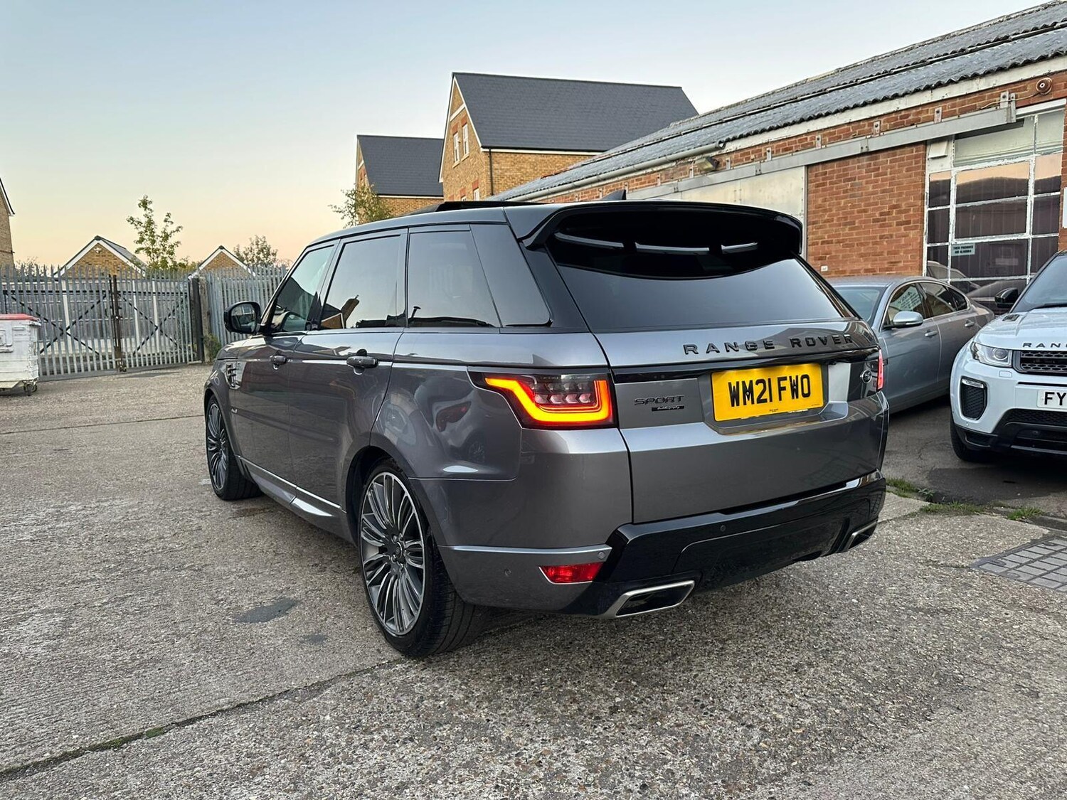 Used Land Rover Range Rover Sport for sale - 78057598: Photo 9