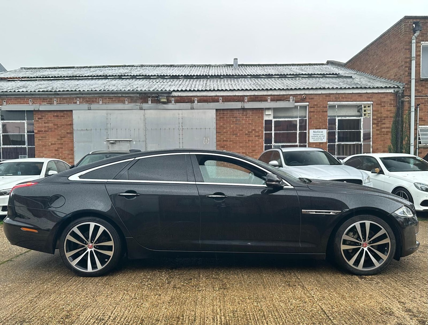 Used Jaguar XJ 2019 for sale - 76585584: Photo 11