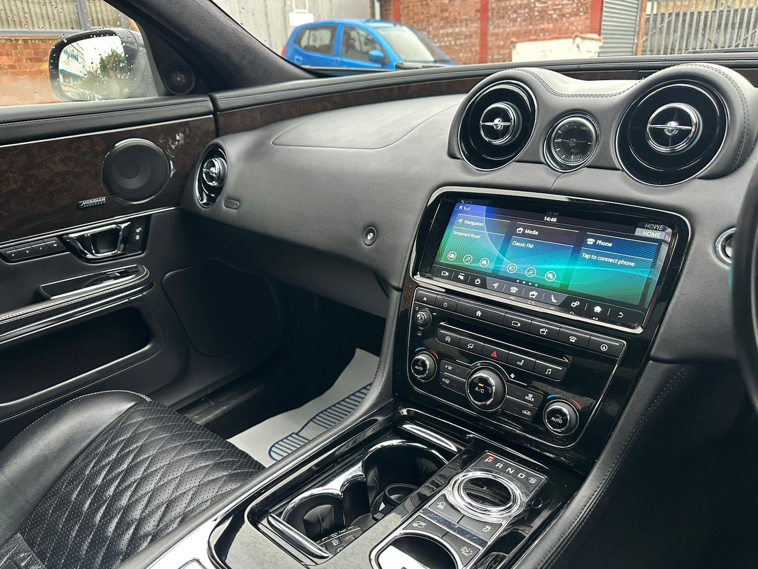 Used Jaguar XJ 2019 for sale - 76585584: Photo 41