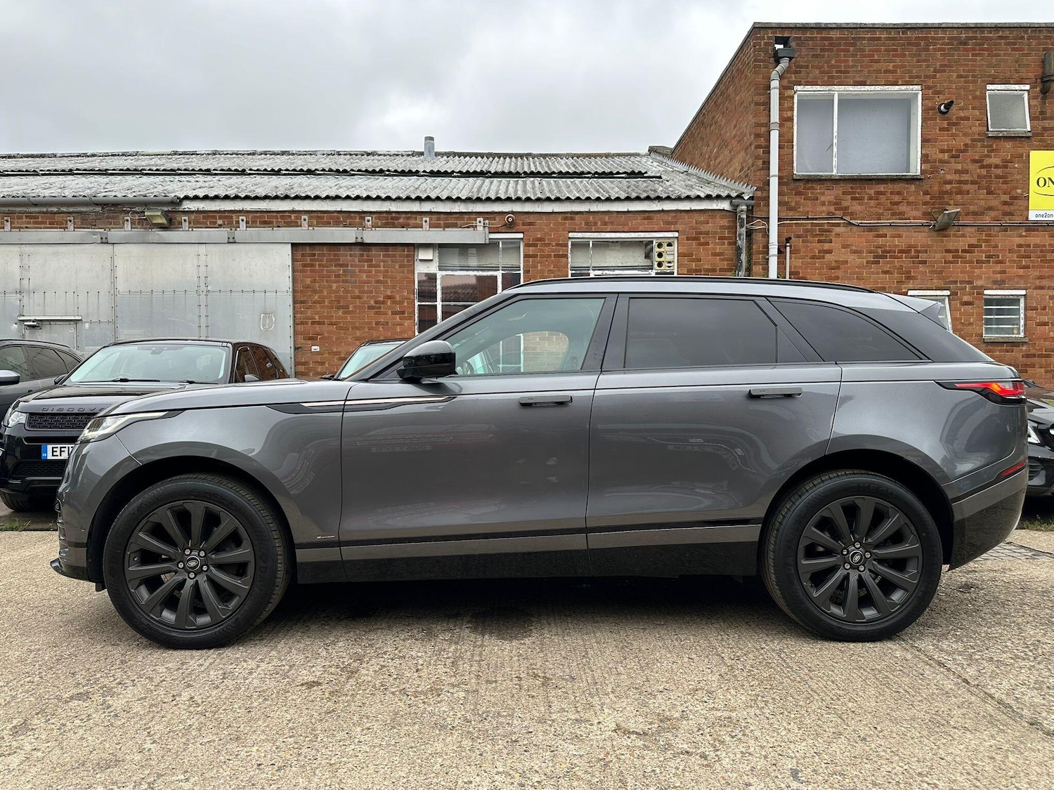 Used Land Rover Range Rover Velar 2018 for sale - 76349504: Photo 12
