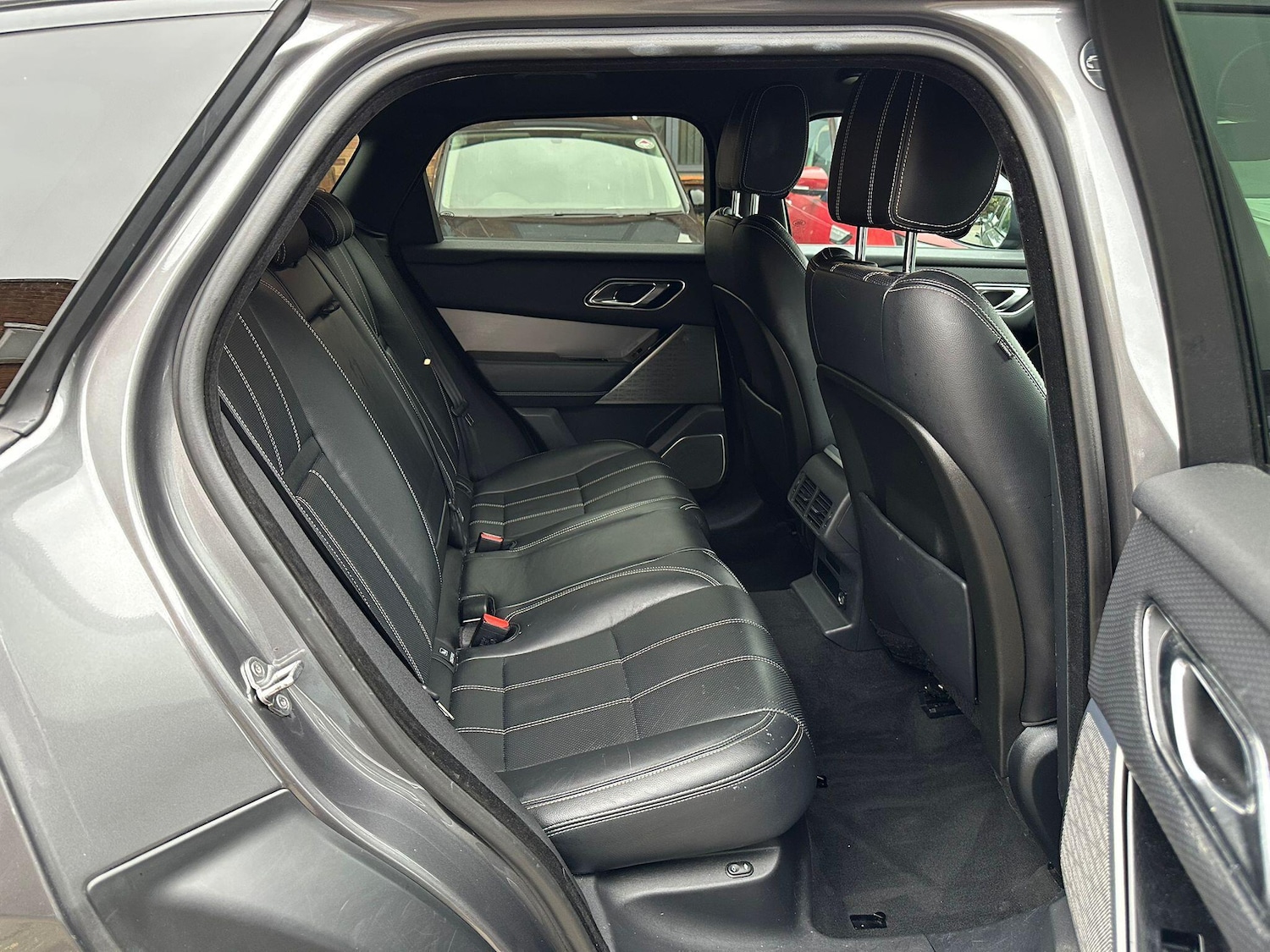 Used Land Rover Range Rover Velar 2018 for sale - 76349504: Photo 16