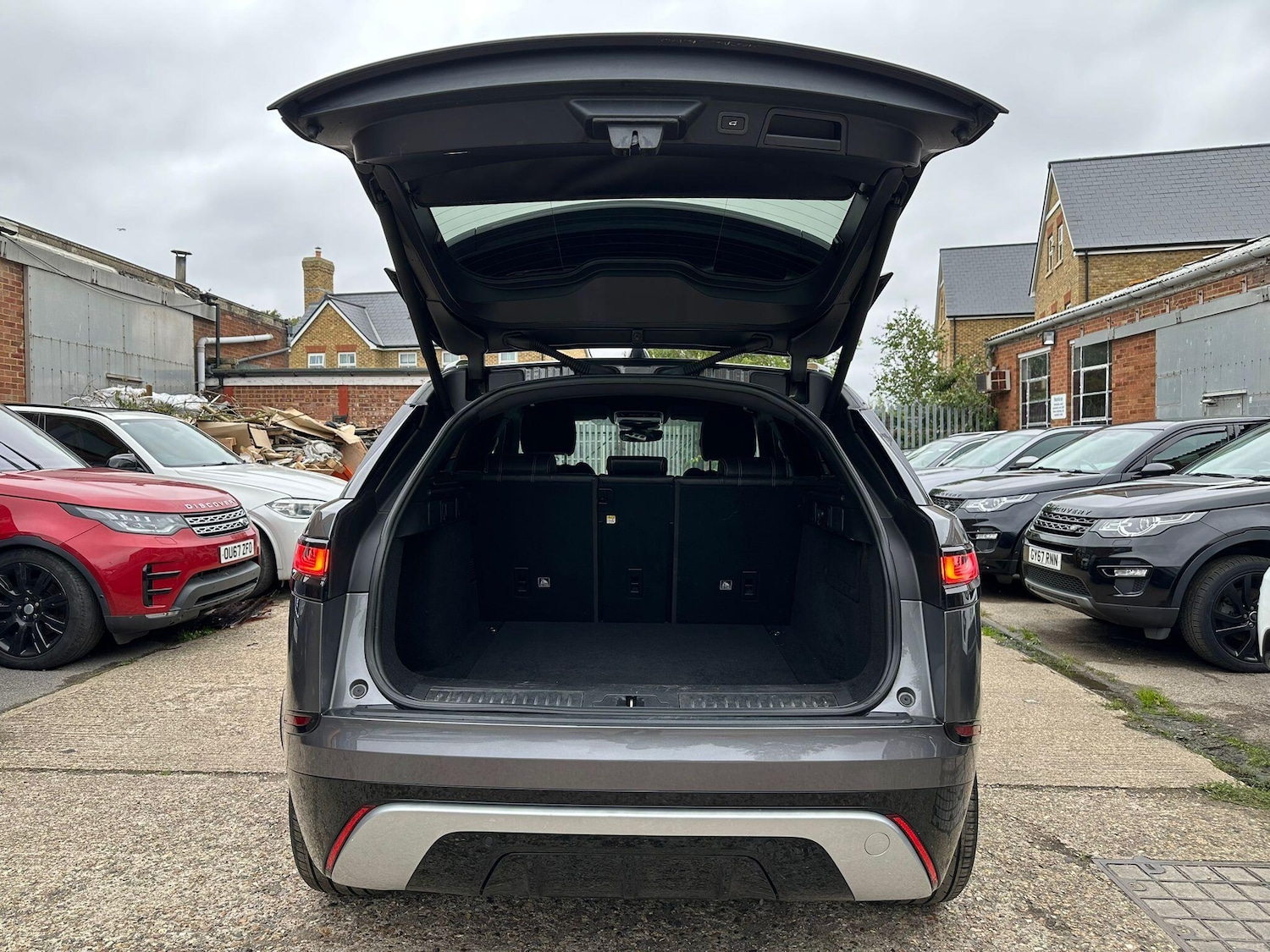 Used Land Rover Range Rover Velar 2018 for sale - 76349504: Photo 38