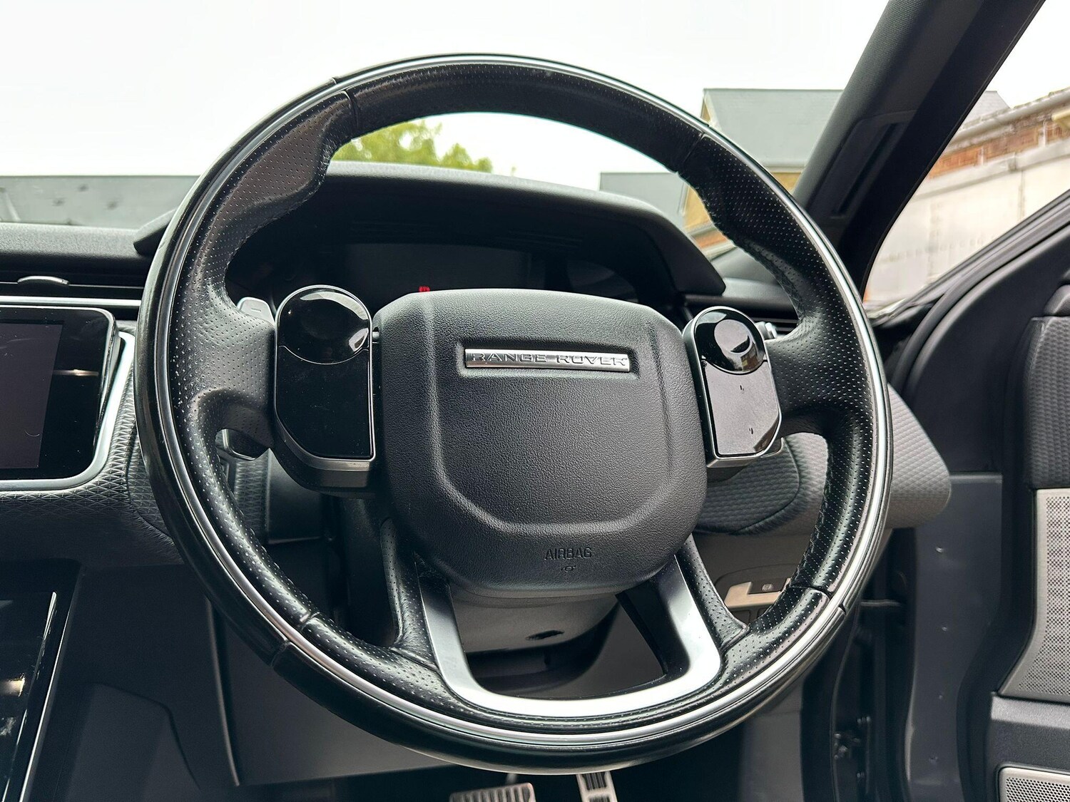 Used Land Rover Range Rover Velar 2018 for sale - 76349504: Photo 56