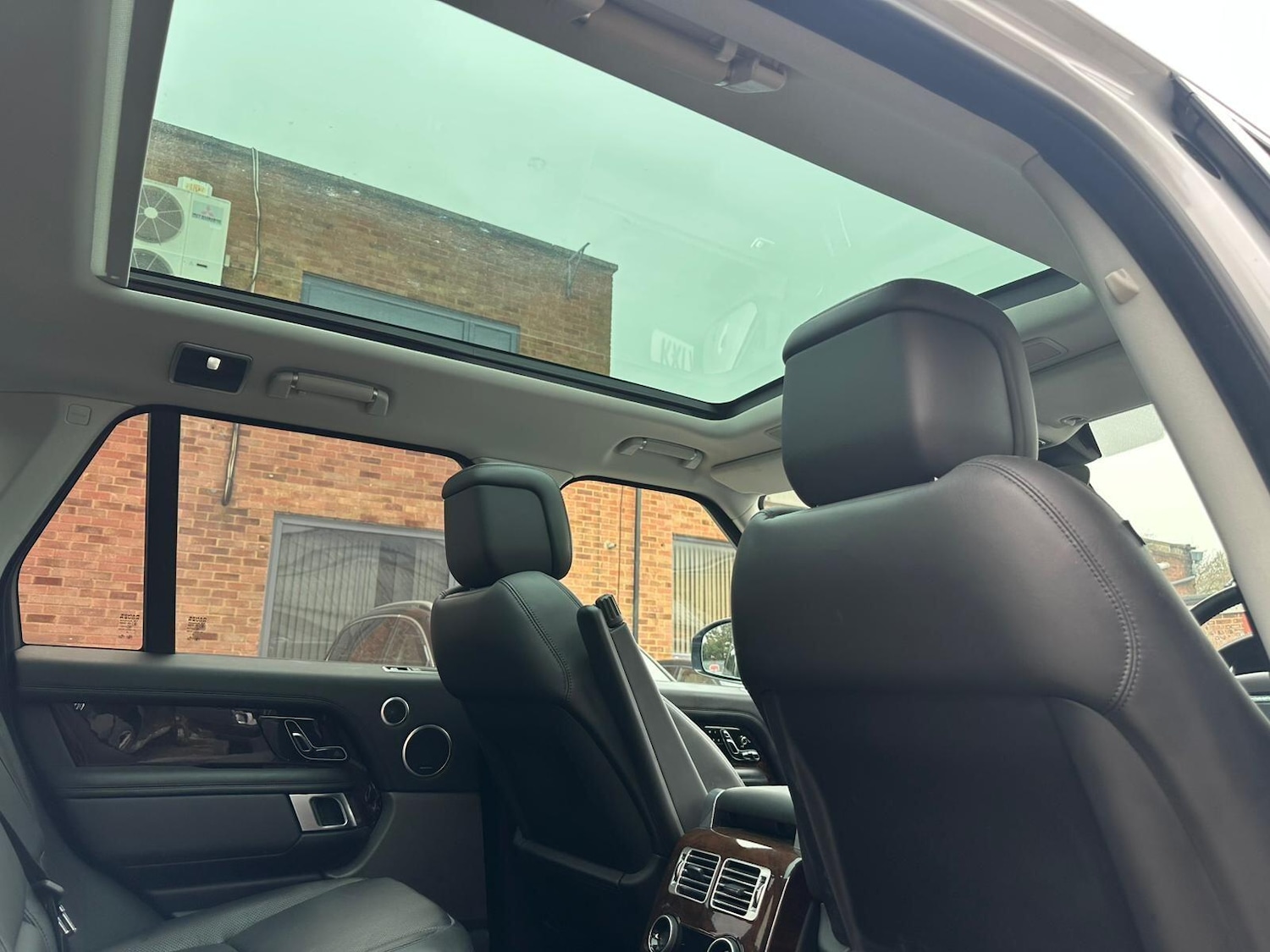 Used Land Rover Range Rover for sale - 77799041: Photo 16