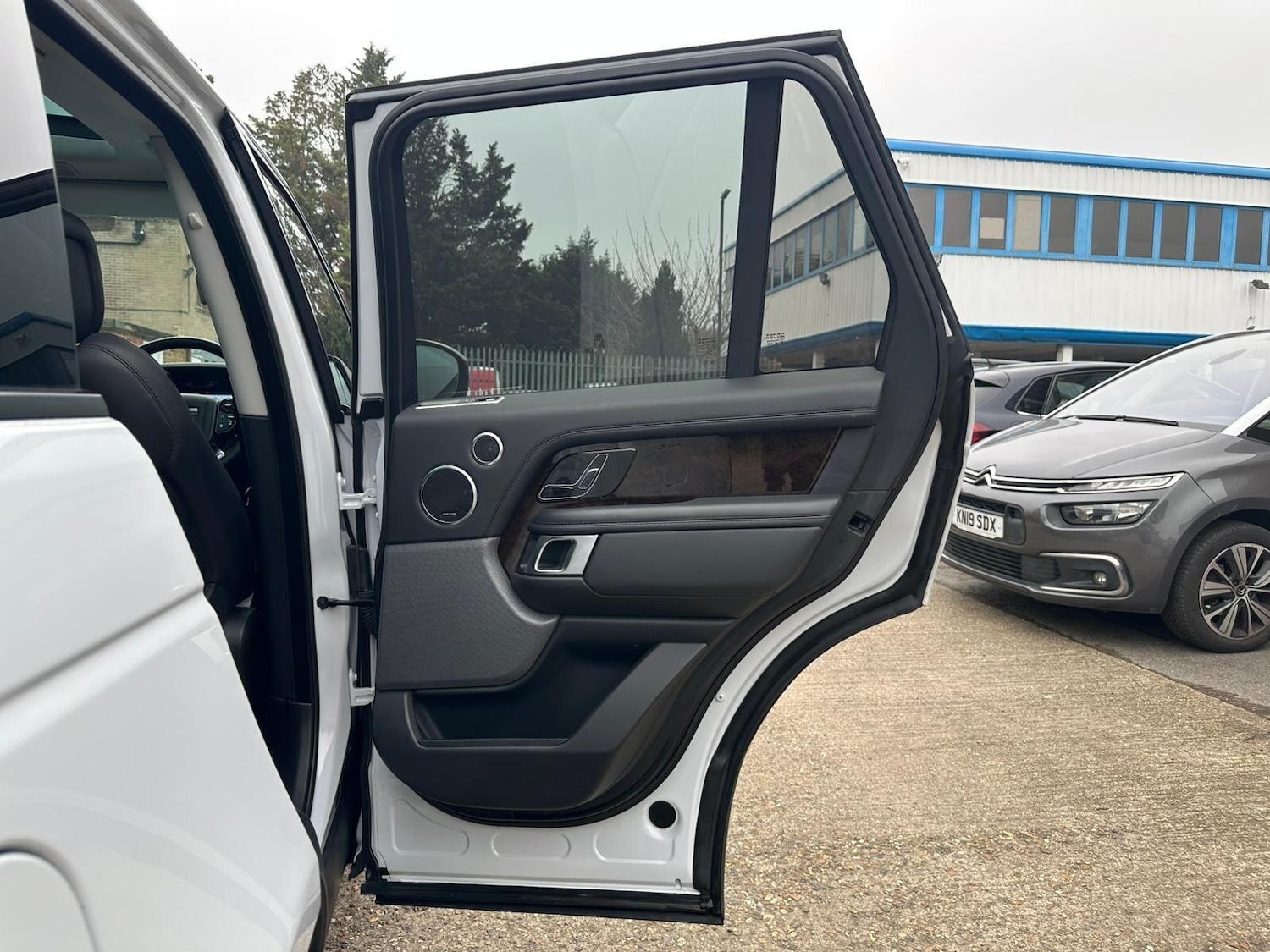 Used Land Rover Range Rover for sale - 77799041: Photo 45