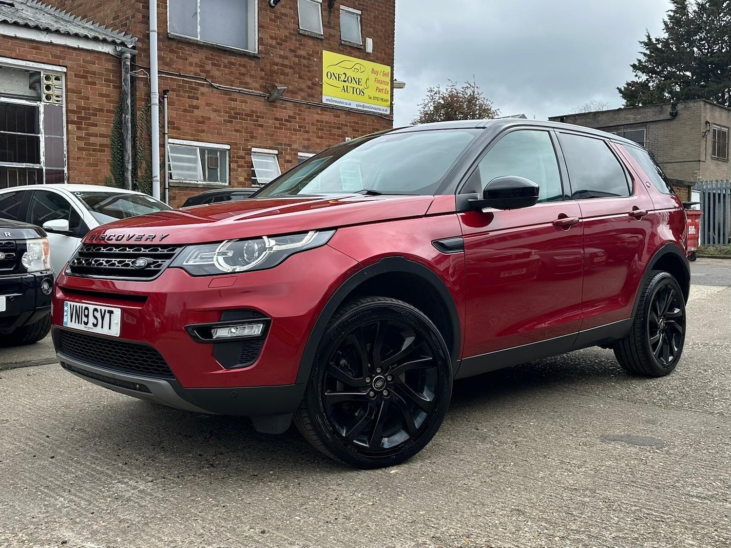 Used Land Rover Discovery Sport for sale - 78007379: Photo 2