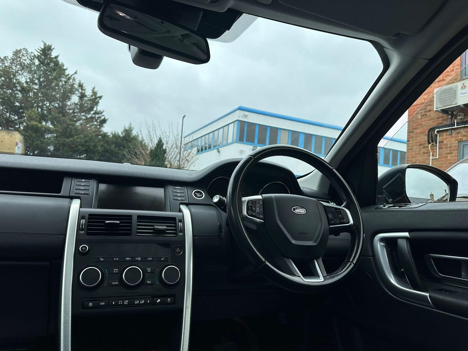 Used Land Rover Discovery Sport for sale - 78007379: Photo 24