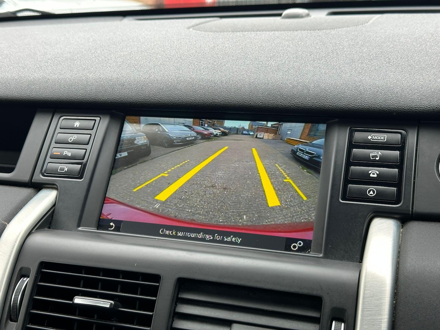 Used Land Rover Discovery Sport for sale - 78007379: Photo 40