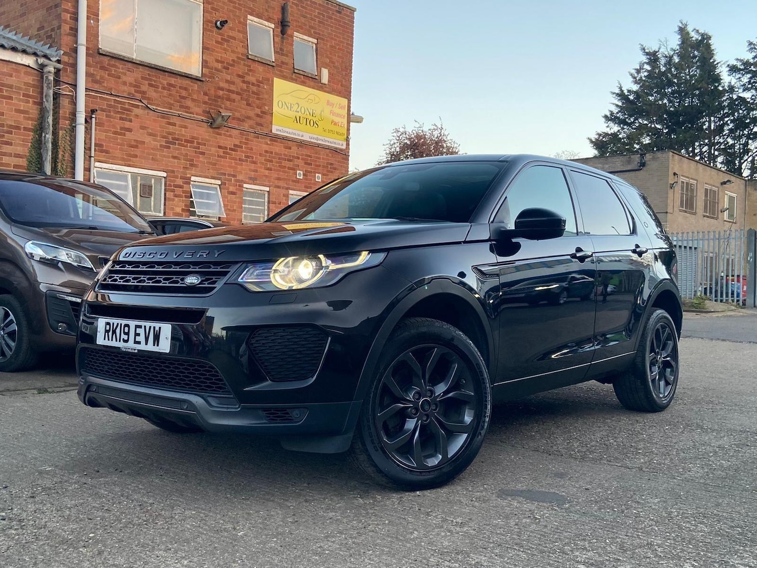 Used Land Rover Discovery Sport for sale - 78062692: Photo 2