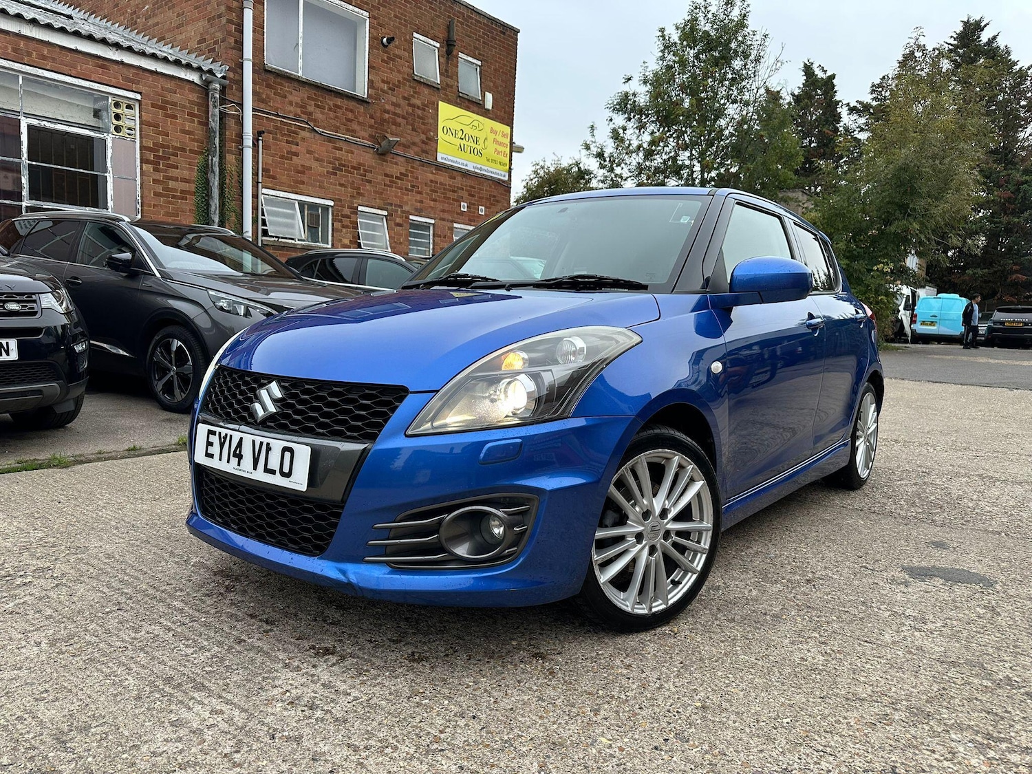 Used Suzuki Swift 2014 for sale - 76283676: Photo 2