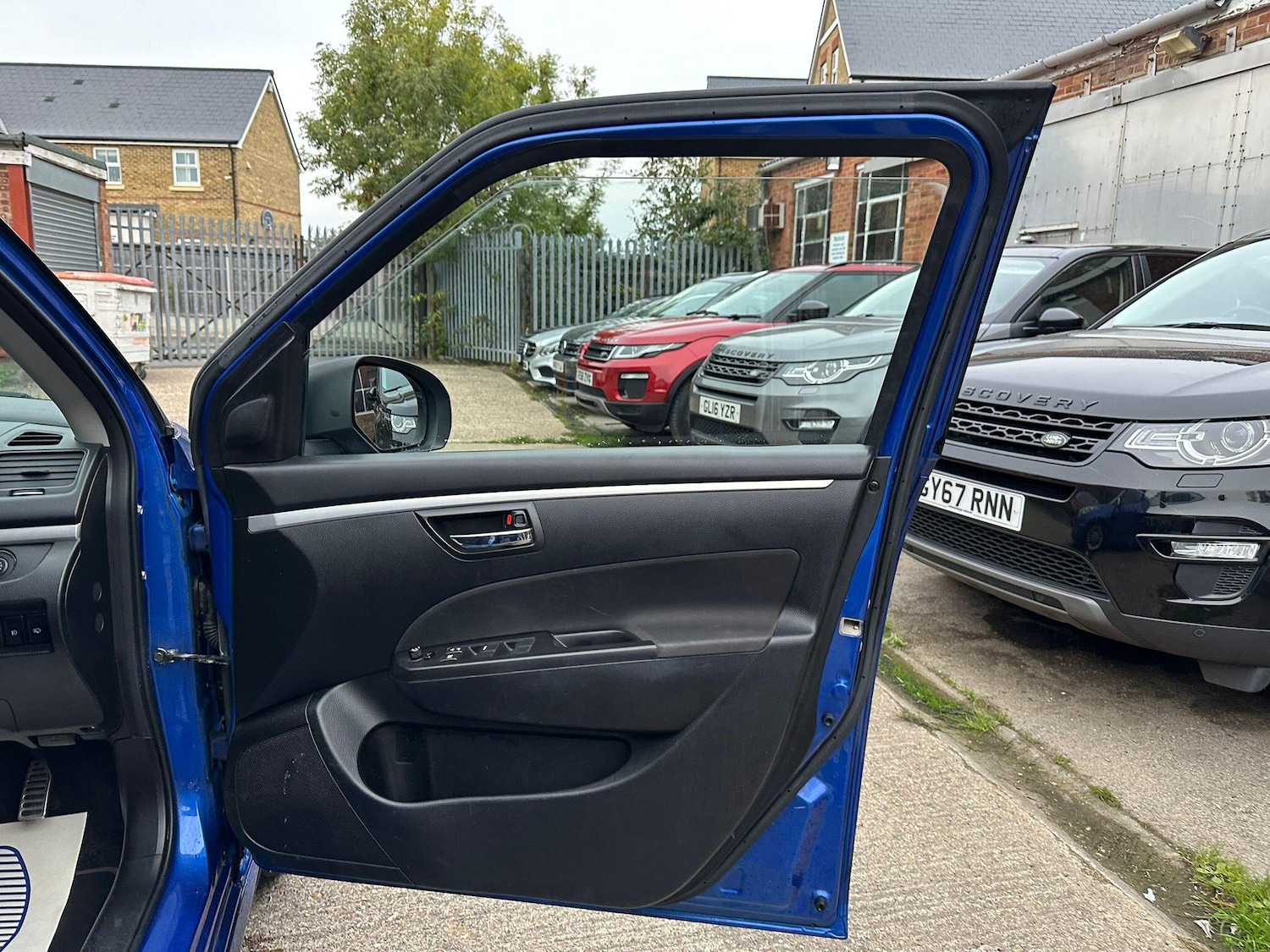 Used Suzuki Swift 2014 for sale - 76283676: Photo 40