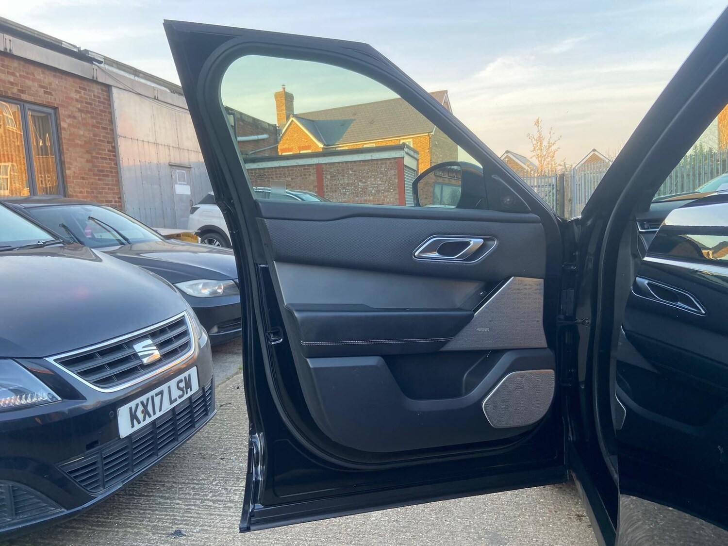 Used Land Rover Range Rover Velar 2020 for sale - 77993089: Photo 37