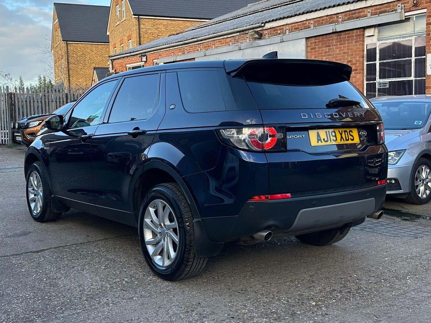 Used Land Rover Discovery Sport 2019 for sale - 77839064: Photo 10