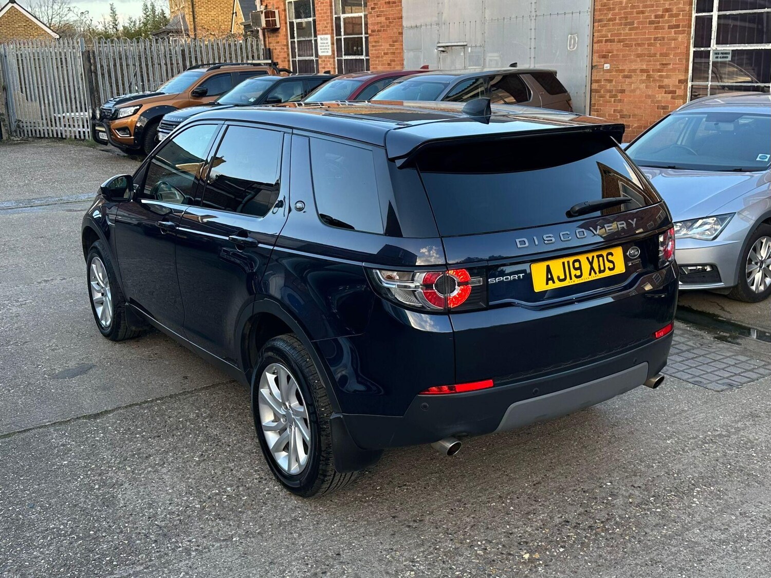 Used Land Rover Discovery Sport 2019 for sale - 77839064: Photo 53