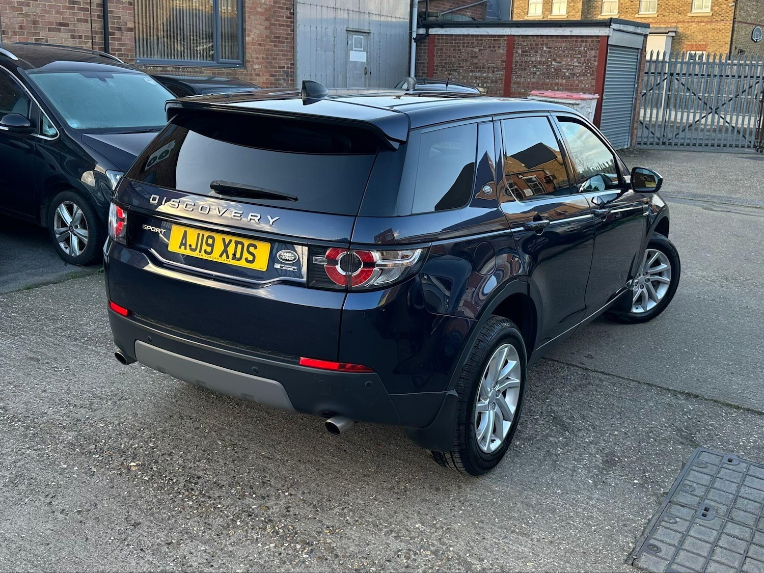 Used Land Rover Discovery Sport 2019 for sale - 77839064: Photo 7
