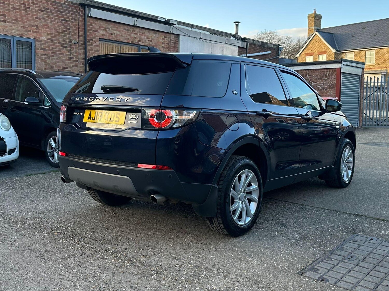 Used Land Rover Discovery Sport 2019 for sale - 77839064: Photo 9