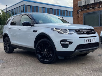 Used Land Rover Discovery Sport 2018 for sale - 79558007: Photo