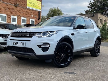 Used Land Rover Discovery Sport 2018 for sale - 79558007: Photo