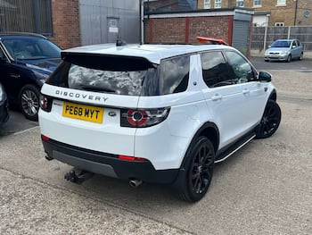 Used Land Rover Discovery Sport 2018 for sale - 79695986: Photo