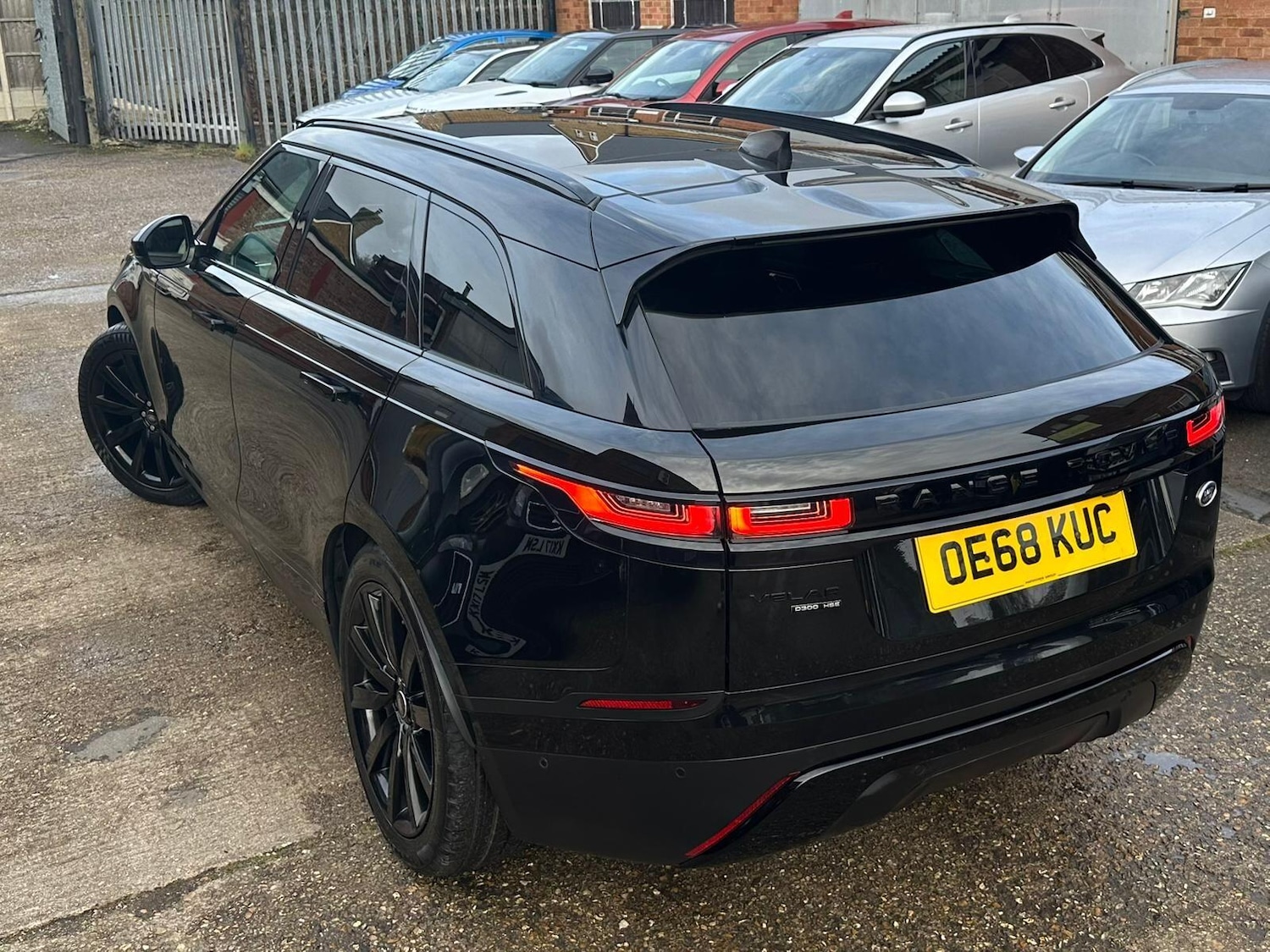 Used Land Rover Range Rover Velar 2018 for sale - 77386225: Photo 4