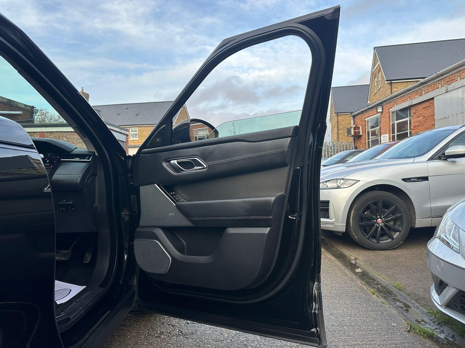 Used Land Rover Range Rover Velar 2018 for sale - 77386225: Photo 45