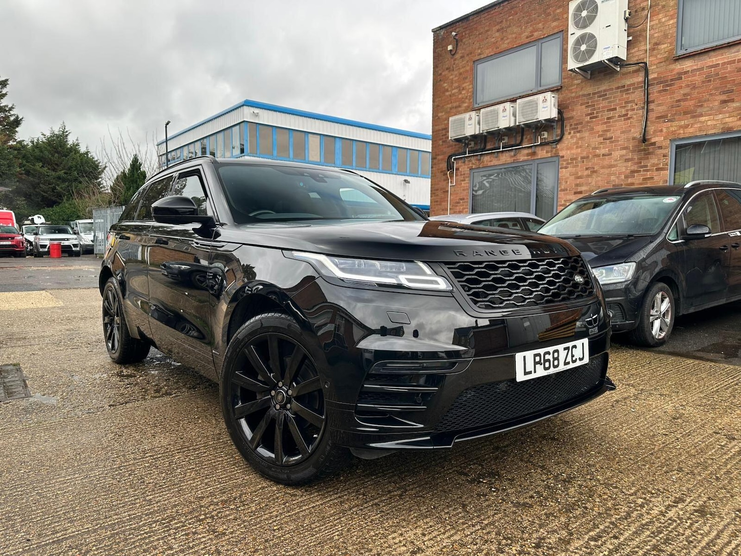 Used Land Rover Range Rover Velar 2019 for sale - 77305041: Photo 1