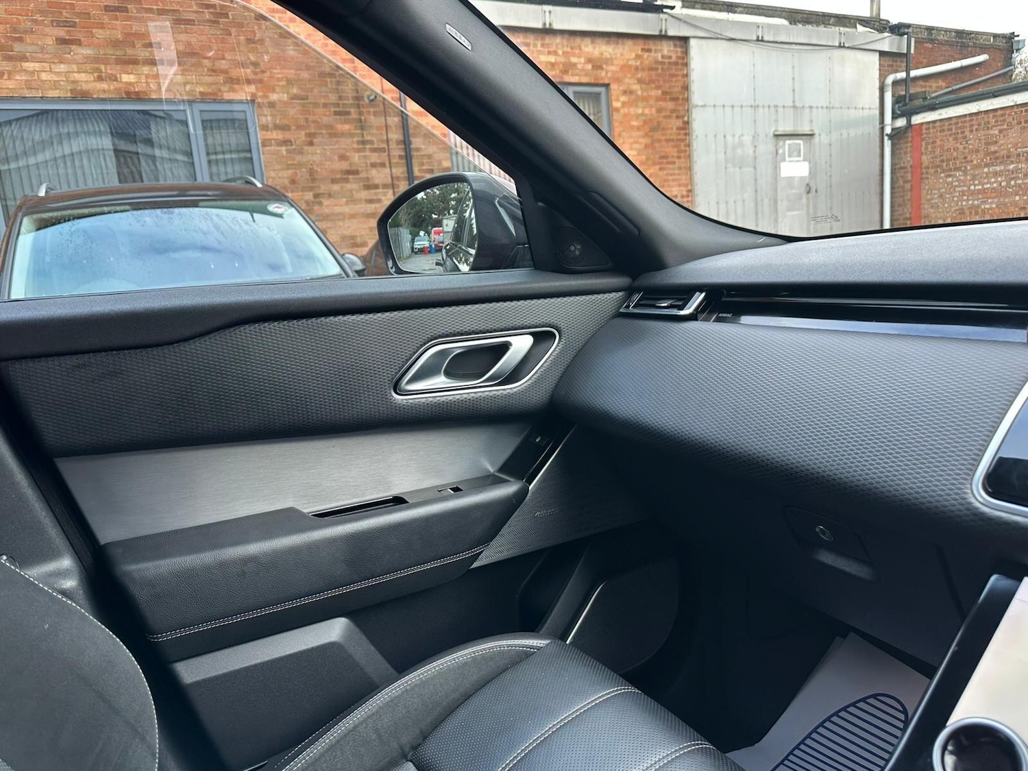 Used Land Rover Range Rover Velar 2019 for sale - 77305041: Photo 47