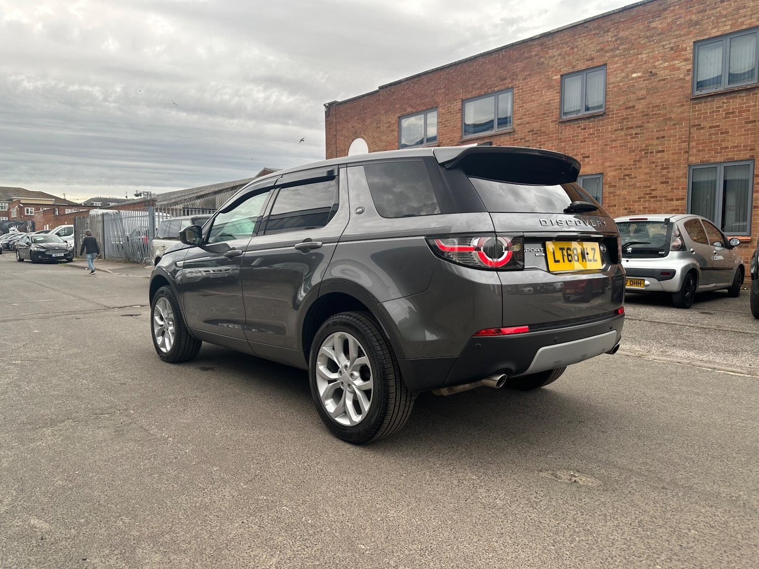 Used Land Rover Discovery Sport for sale - 78214250: Photo 9