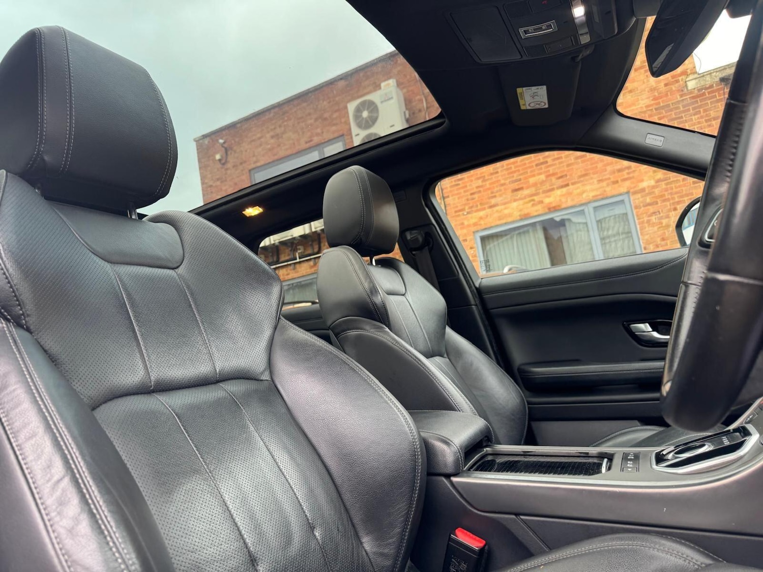 Used Land Rover Range Rover Evoque 2018 for sale - 77091845: Photo 46