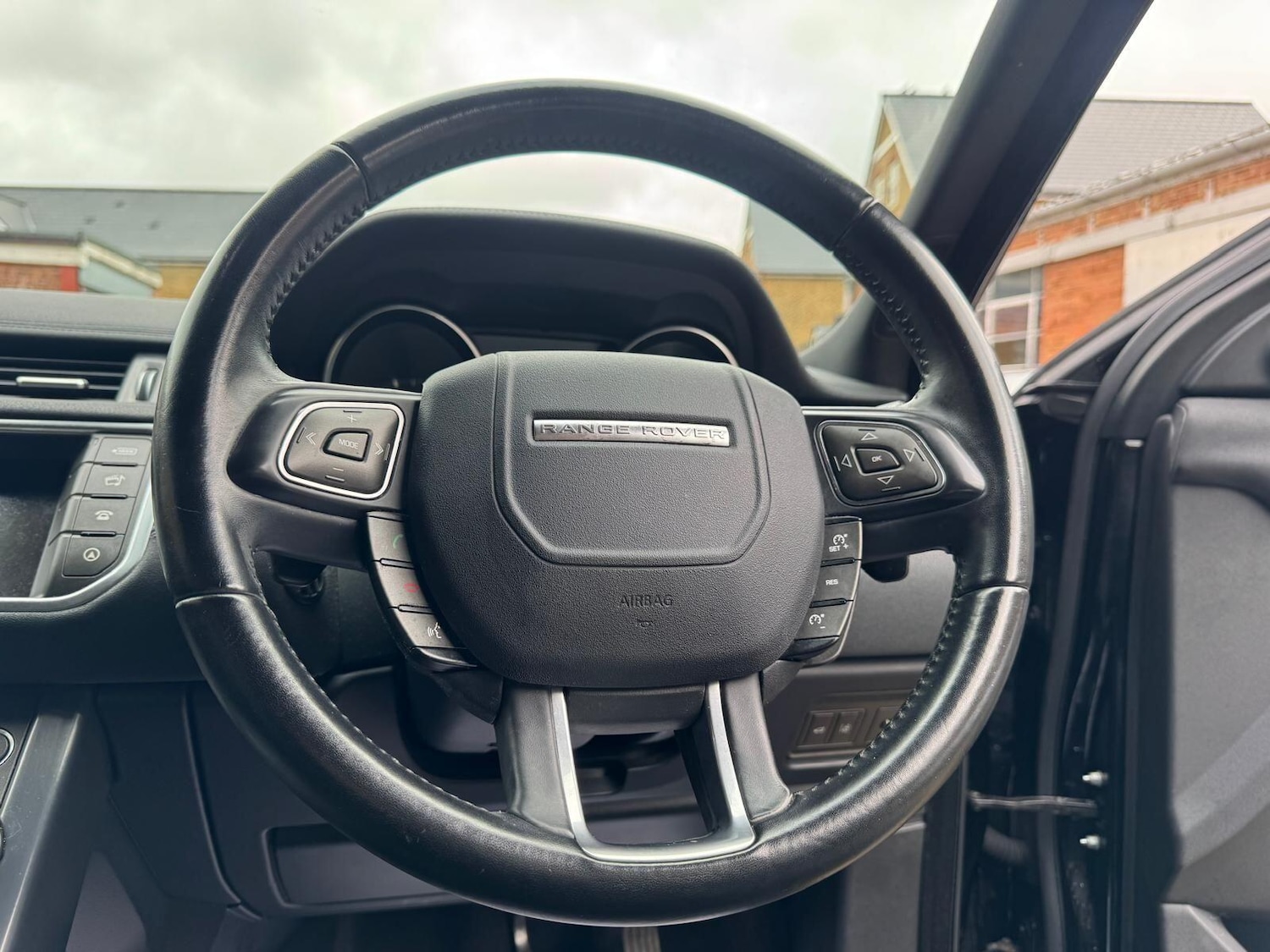 Used Land Rover Range Rover Evoque 2018 for sale - 77091845: Photo 54