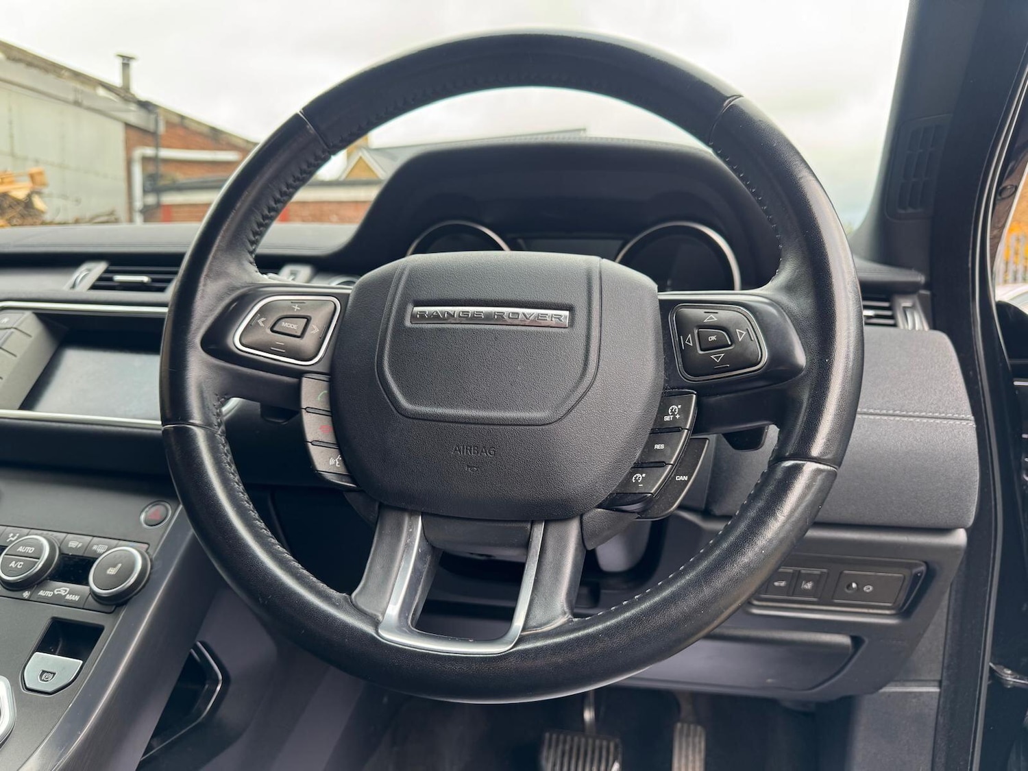 Used Land Rover Range Rover Evoque 2018 for sale - 77091845: Photo 55