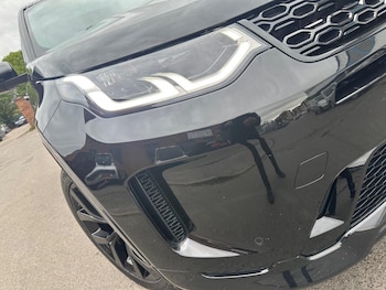 Used Land Rover Discovery Sport 2022 for sale - 78205415: Photo