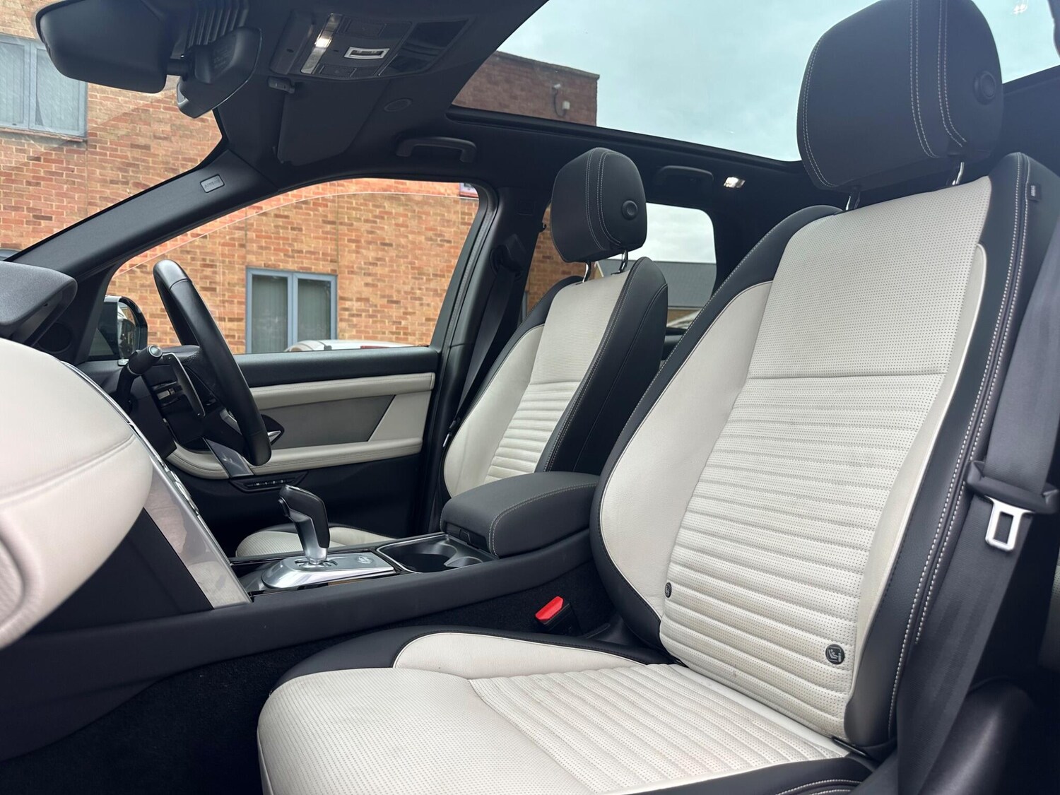 Used Land Rover Discovery Sport for sale - 78205415: Photo 40