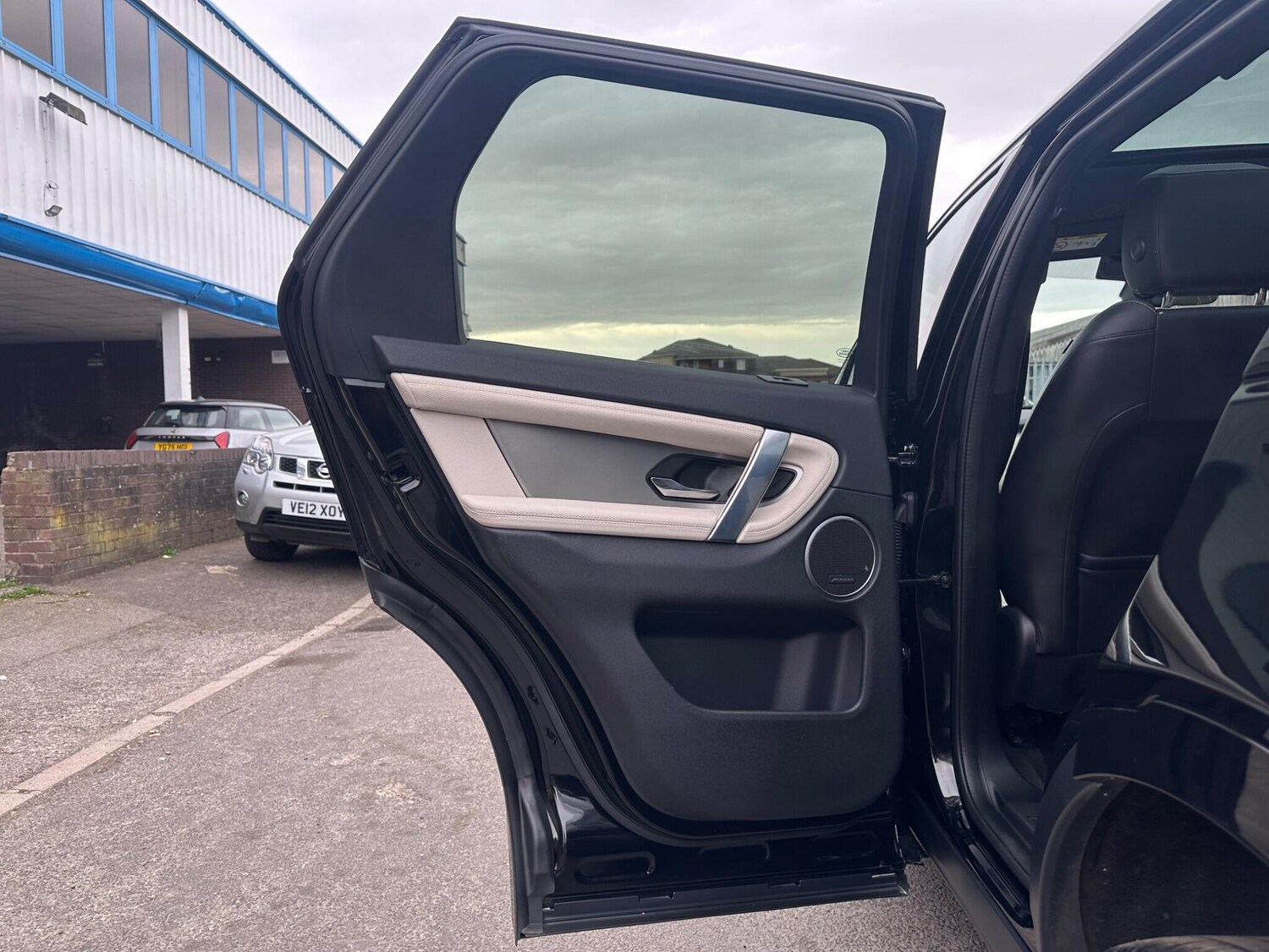 Used Land Rover Discovery Sport for sale - 78205415: Photo 41