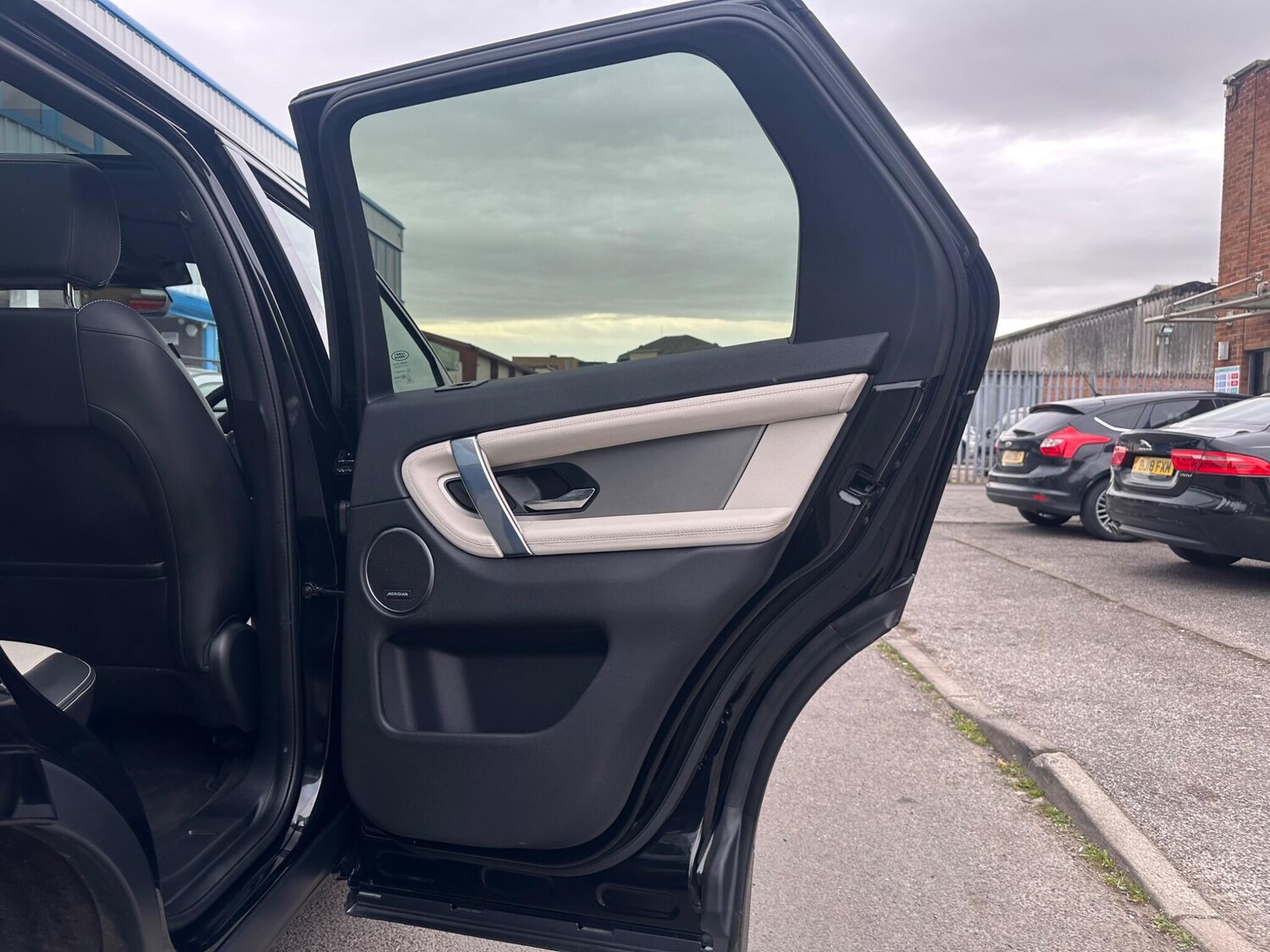 Used Land Rover Discovery Sport for sale - 78205415: Photo 42