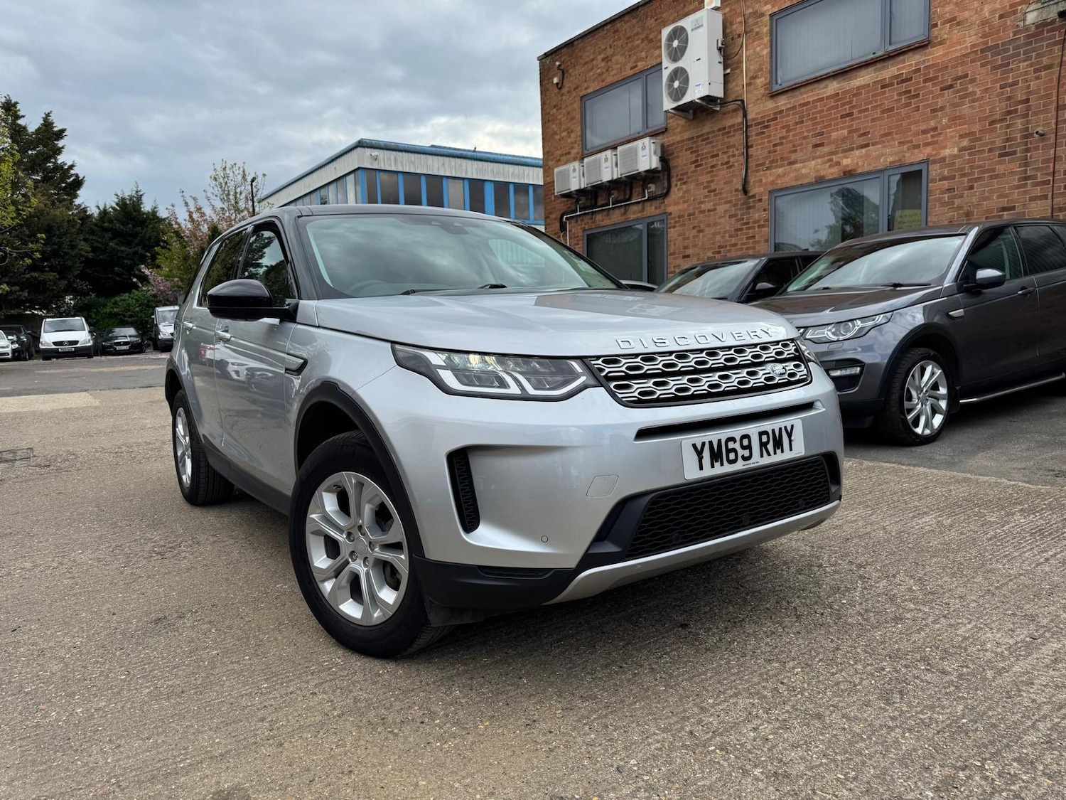 Used Land Rover Discovery Sport 2020 for sale - 76690010: Photo 1