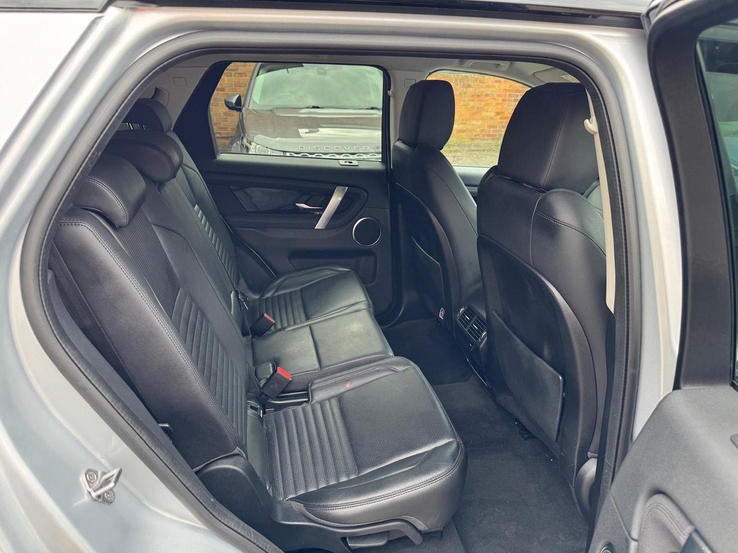 Used Land Rover Discovery Sport 2020 for sale - 76690010: Photo 16