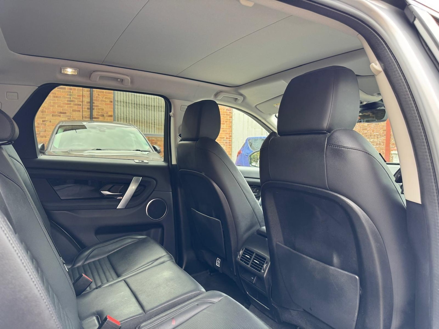 Used Land Rover Discovery Sport 2020 for sale - 76690010: Photo 31