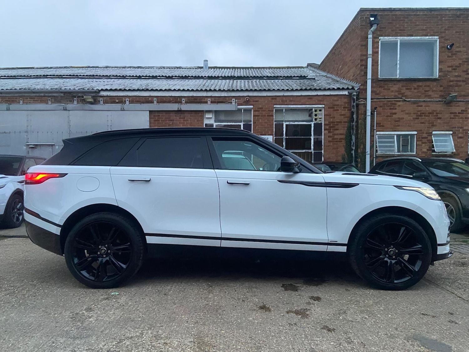 Used Land Rover Range Rover Velar 2019 for sale - 77052459: Photo 11