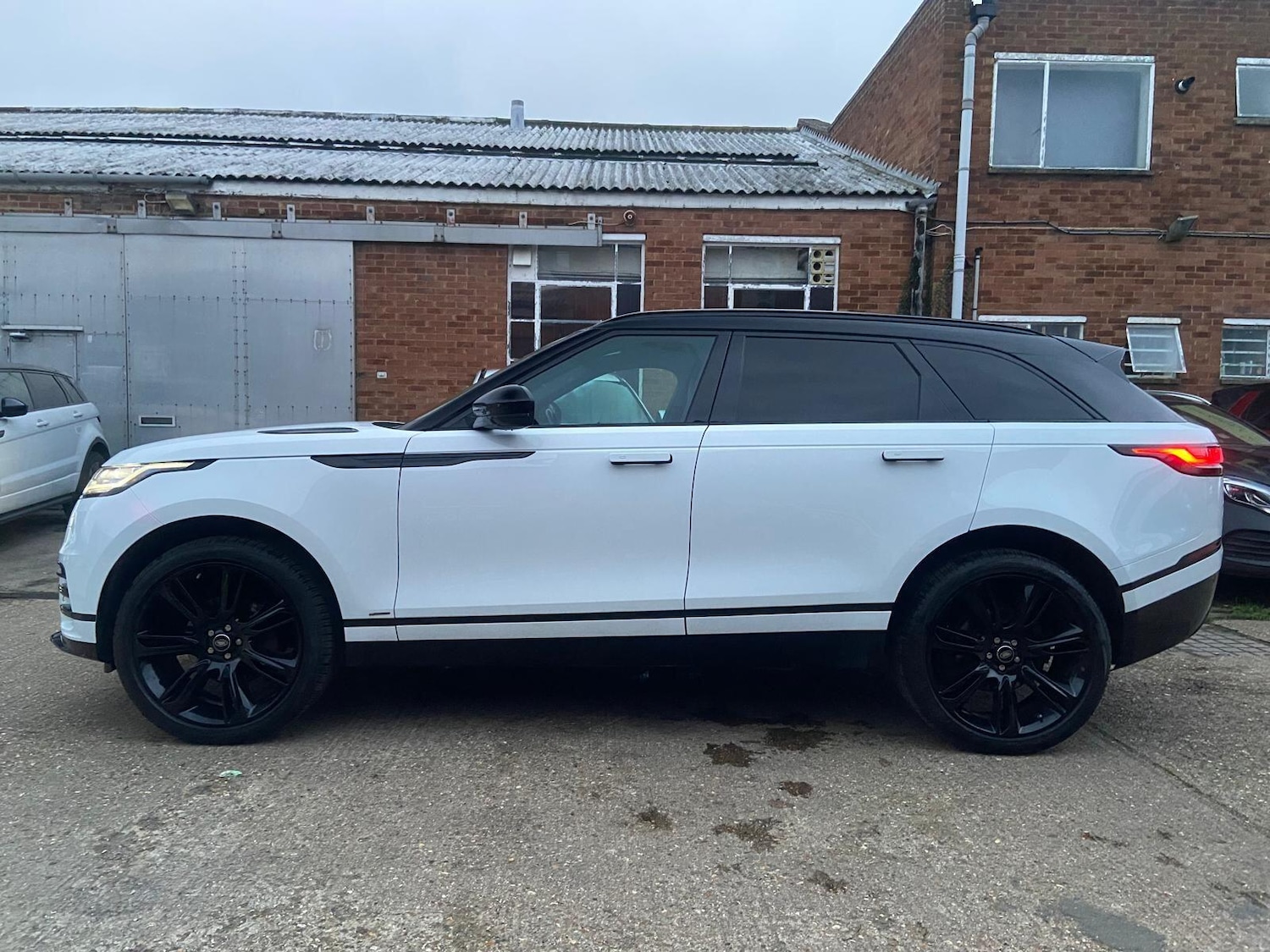 Used Land Rover Range Rover Velar 2019 for sale - 77052459: Photo 12