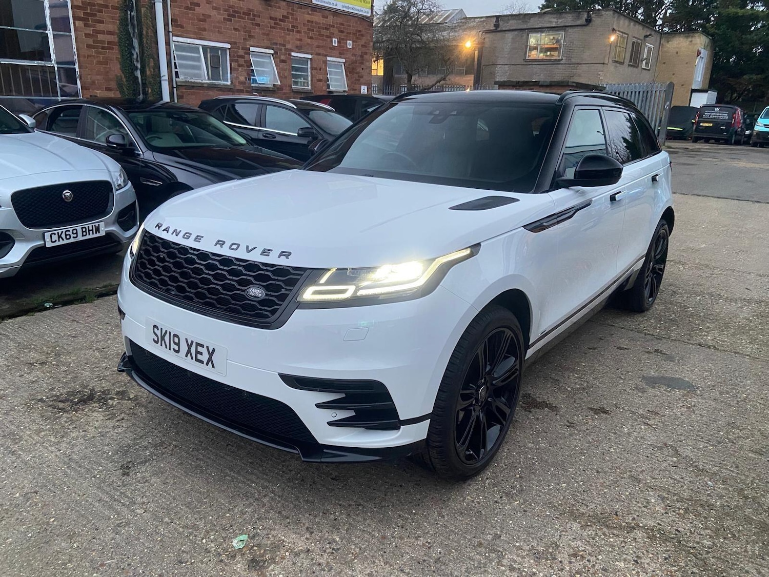 Used Land Rover Range Rover Velar 2019 for sale - 77052459: Photo 24