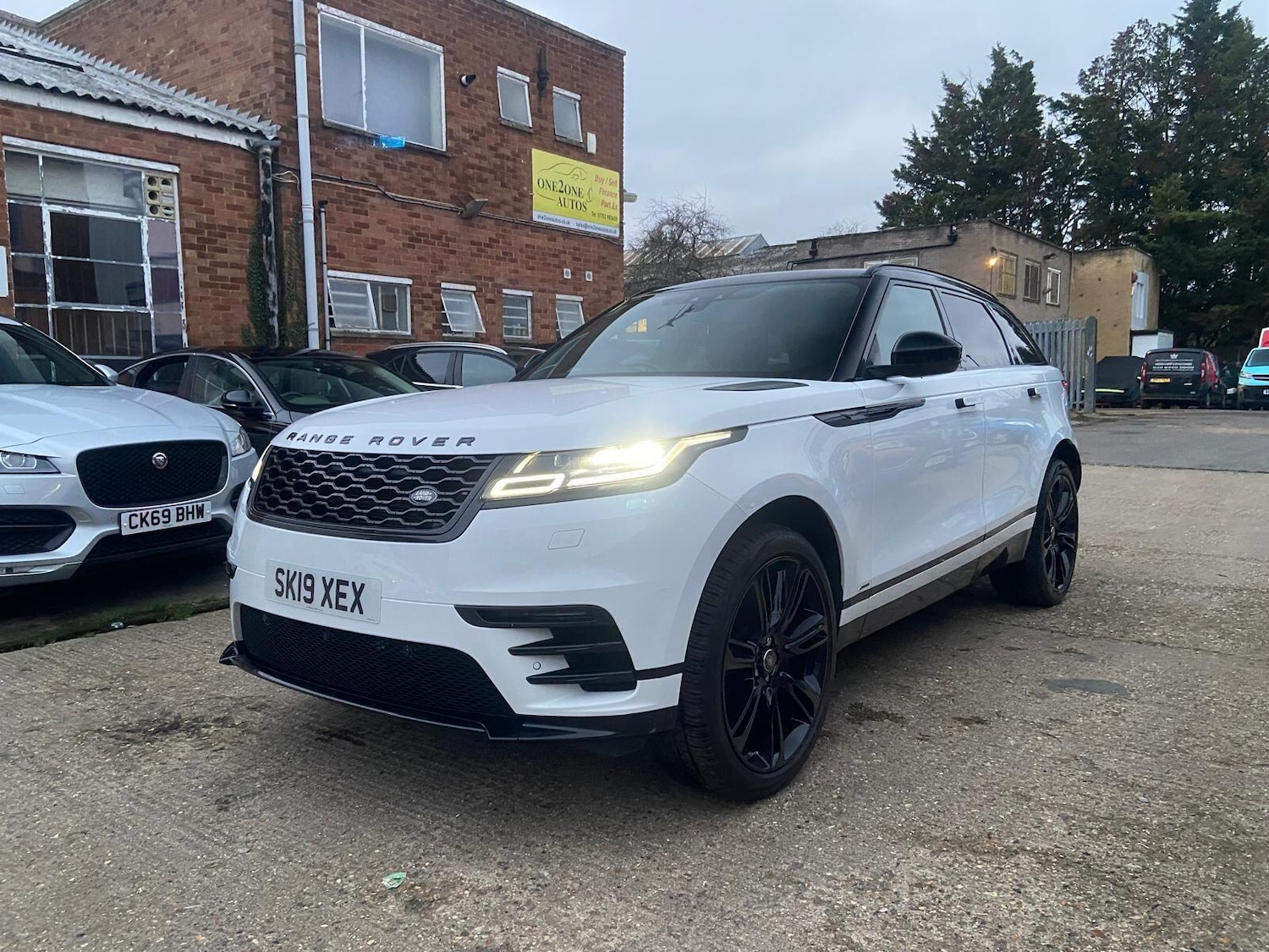 Used Land Rover Range Rover Velar 2019 for sale - 77052459: Photo 8