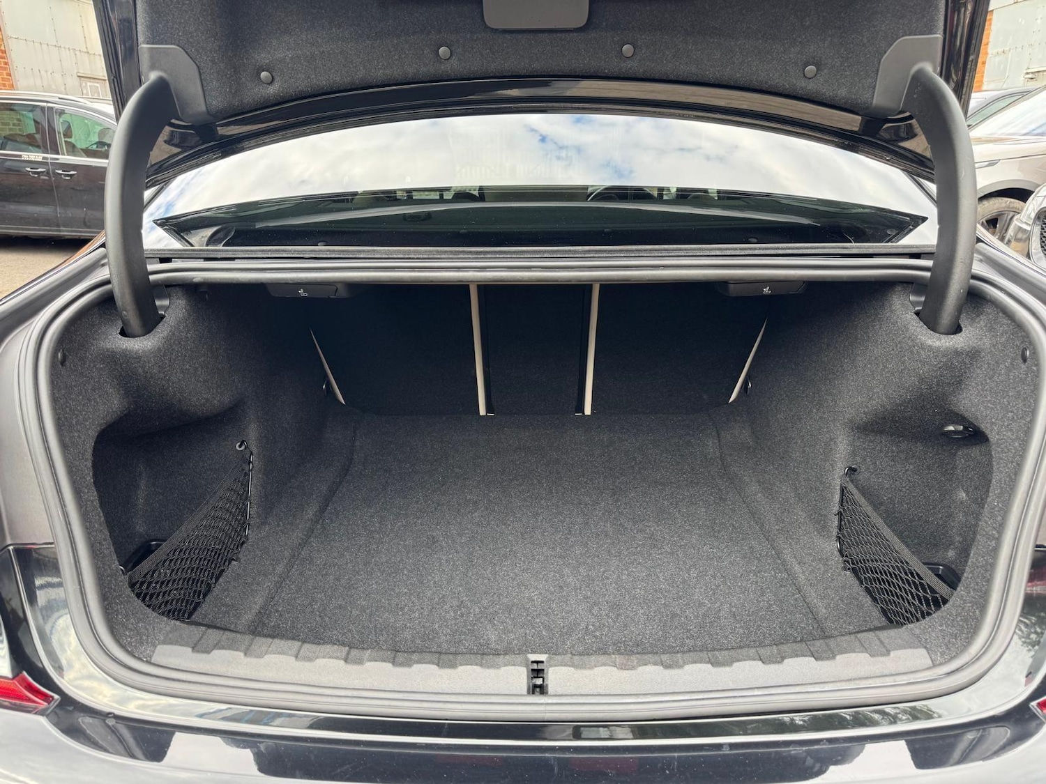 Used BMW 3 Series 2019 for sale - 76283876: Photo 40