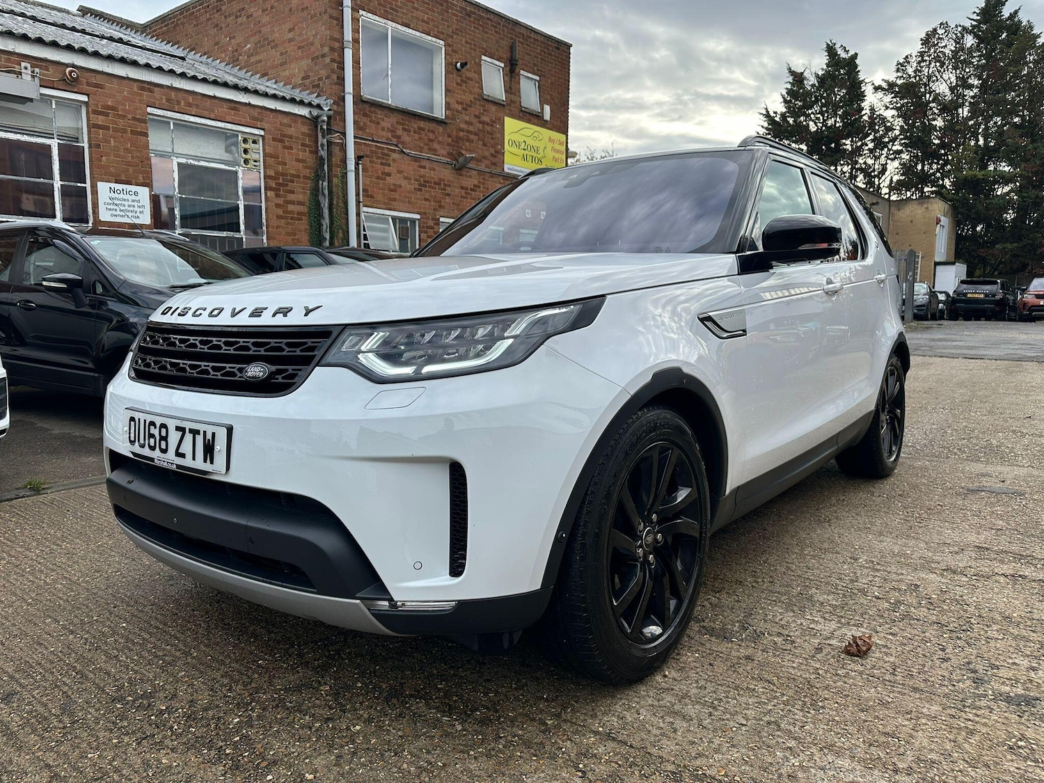 Used Land Rover Discovery 2018 for sale - 76499686: Photo 13