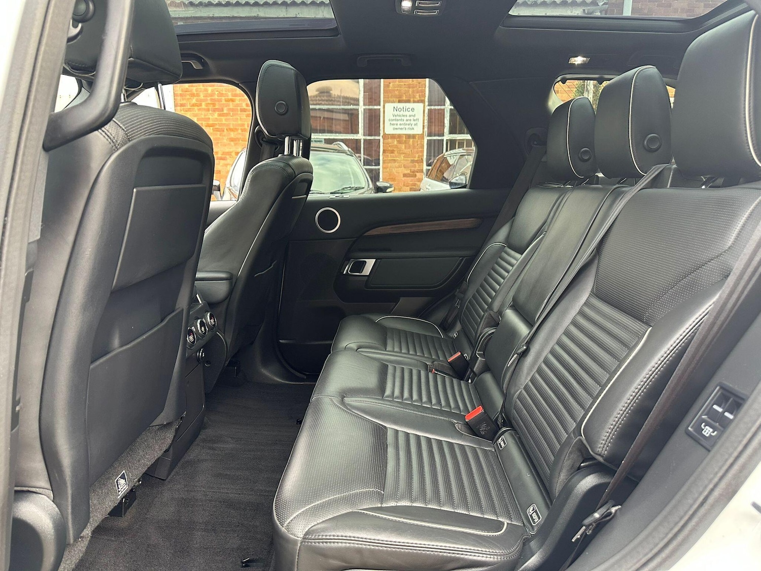 Used Land Rover Discovery 2018 for sale - 76499686: Photo 34