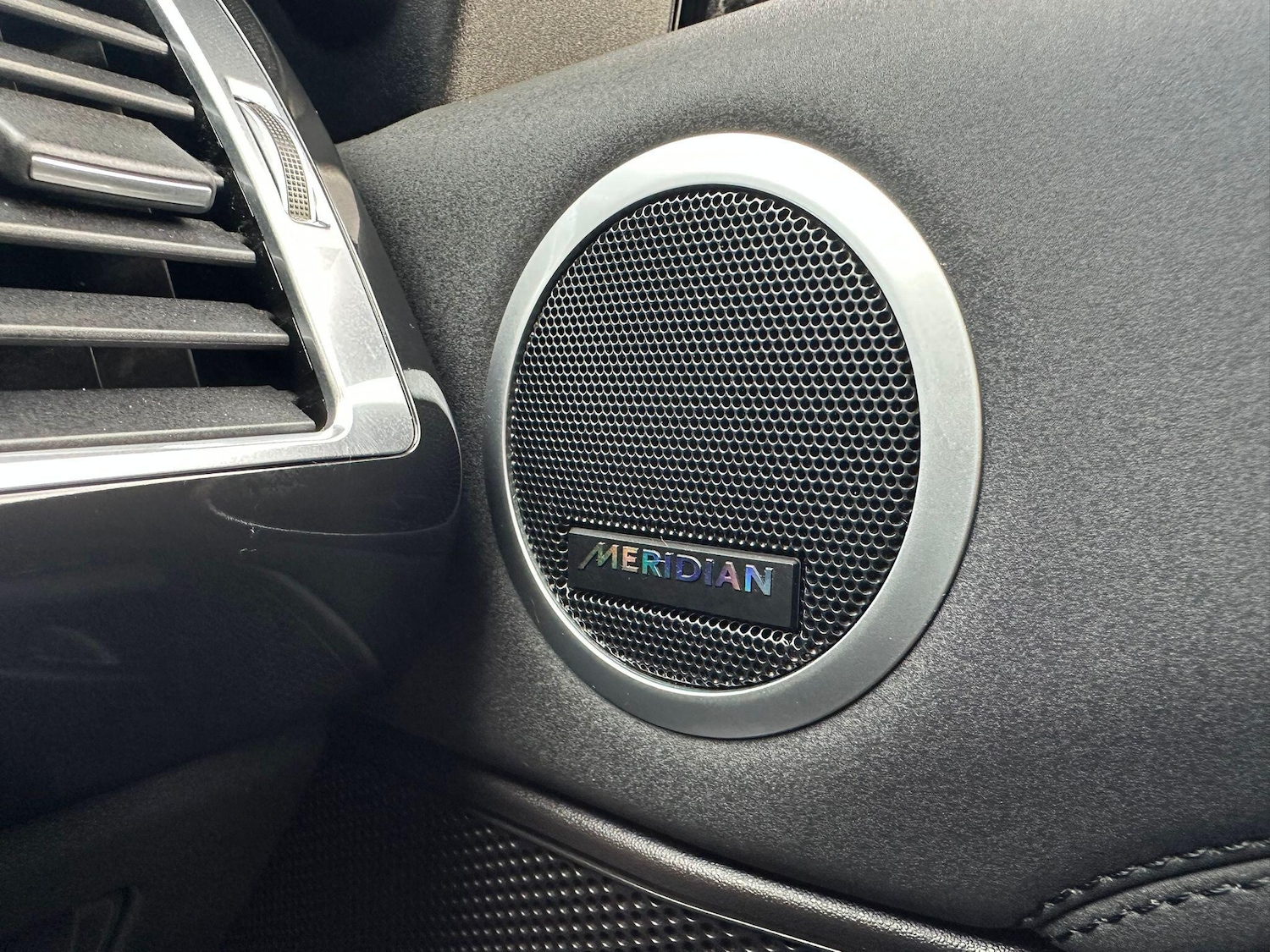 Used Land Rover Discovery 2018 for sale - 76499686: Photo 37