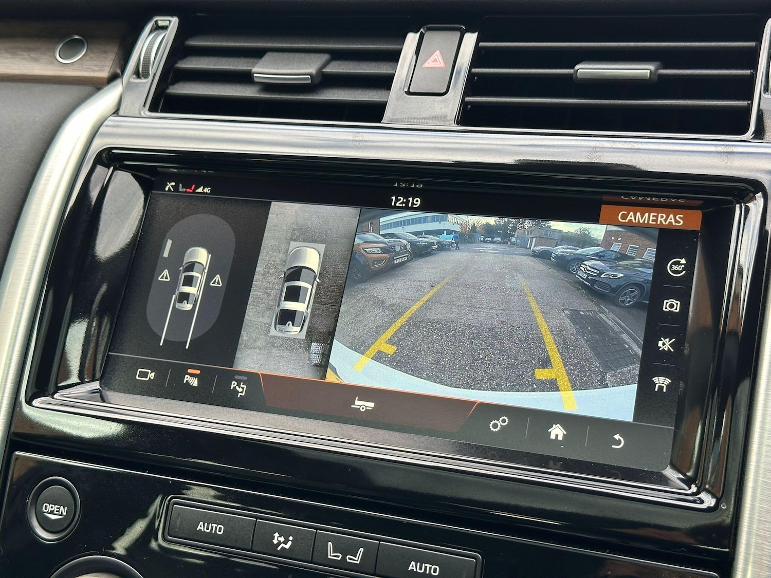 Used Land Rover Discovery 2018 for sale - 76499686: Photo 48