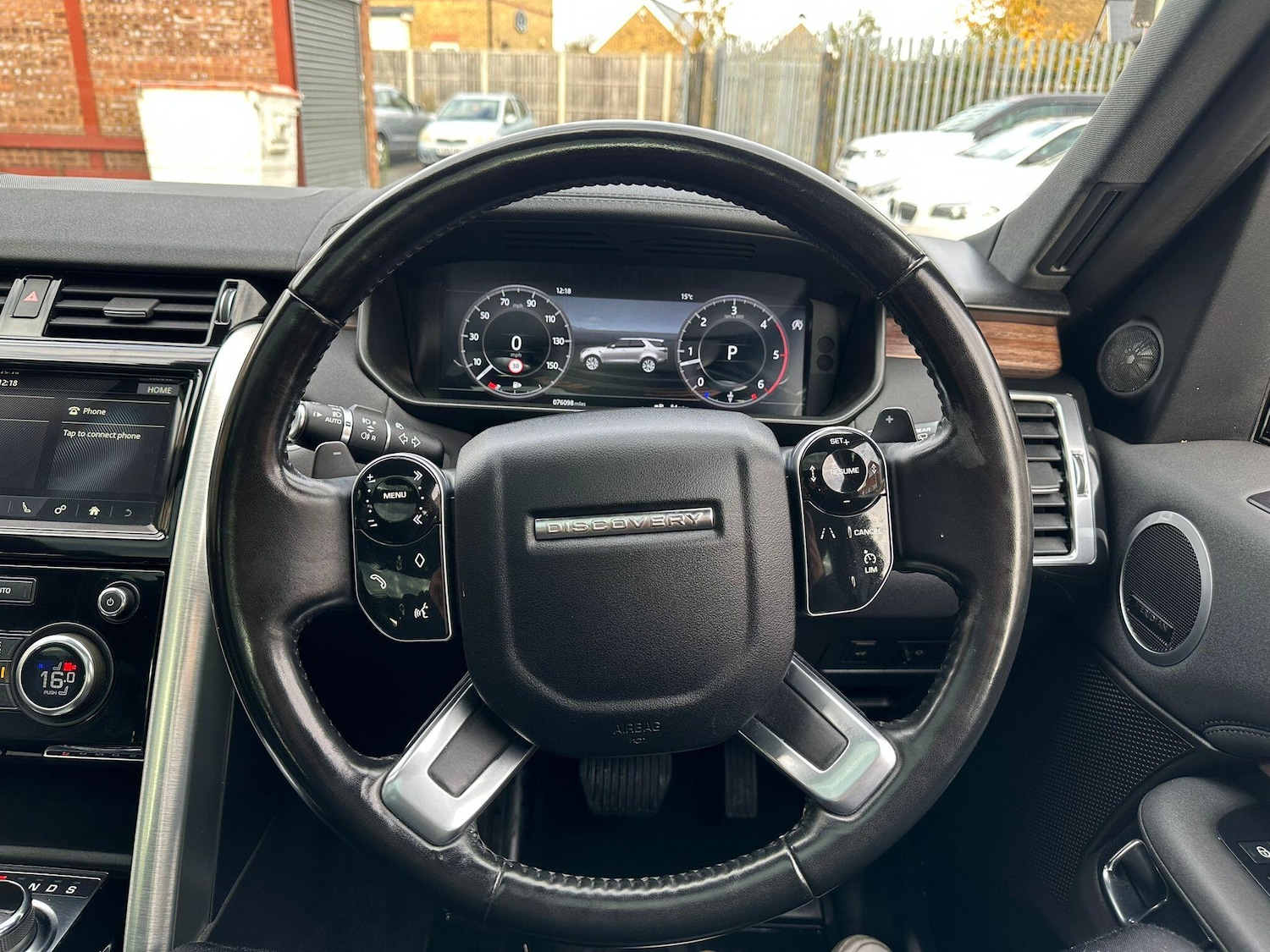 Used Land Rover Discovery 2018 for sale - 76499686: Photo 55