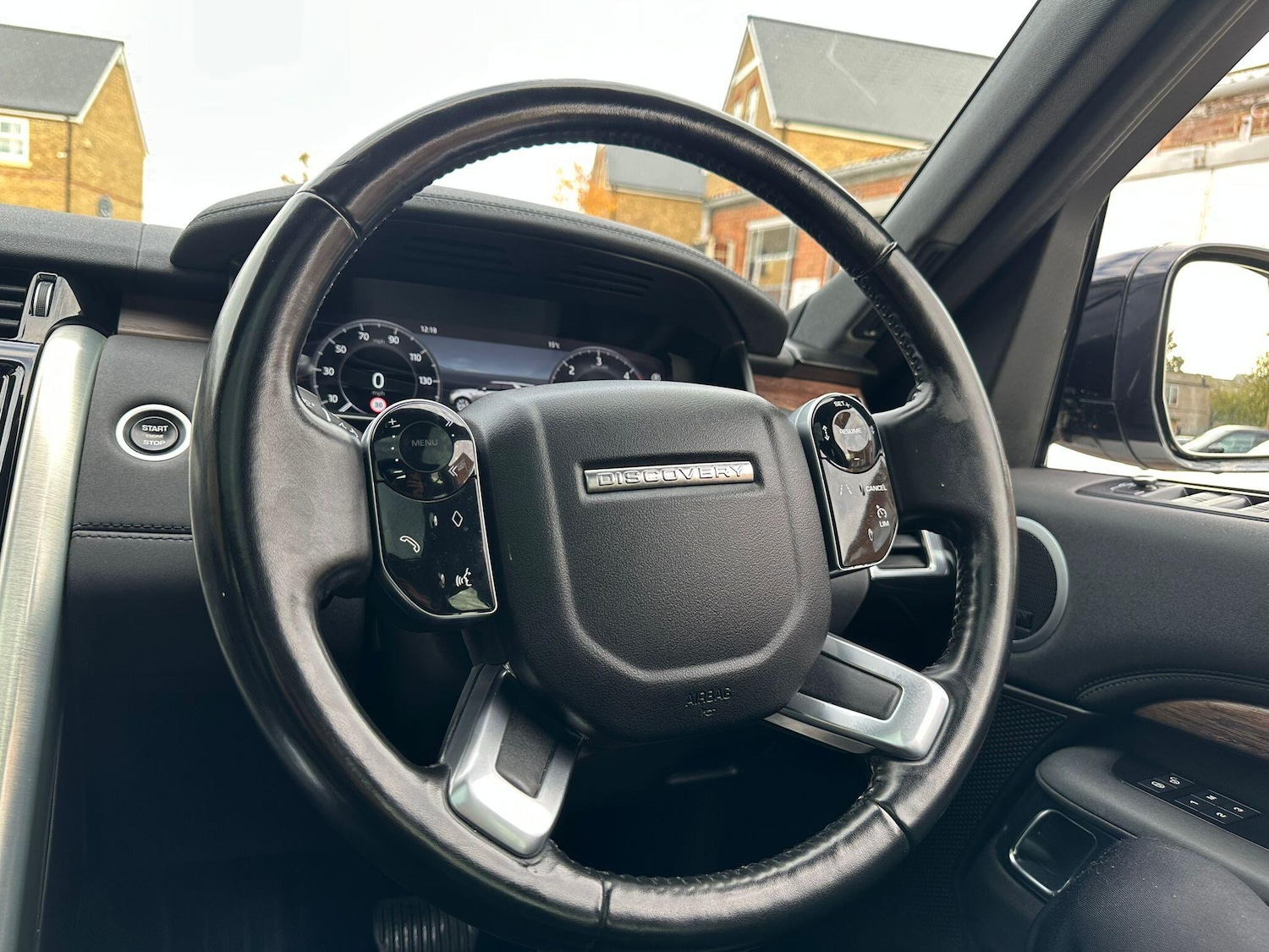 Used Land Rover Discovery 2018 for sale - 76499686: Photo 56